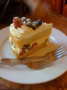 Red, White, and Blueberry cake